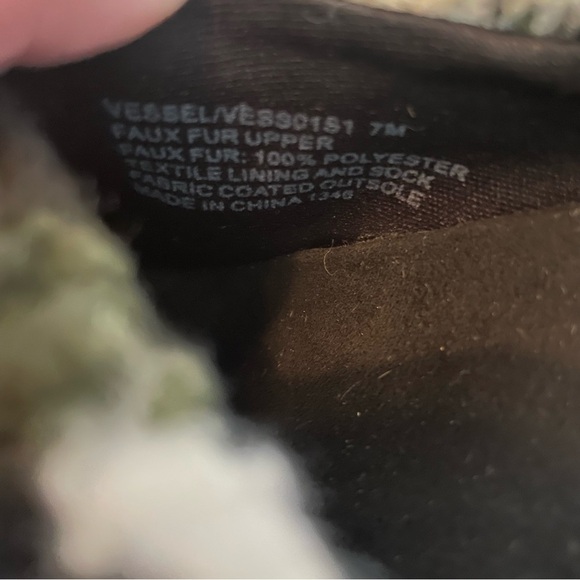 Steve Madden Camo Slippers Slip On - Picture 7 of 8